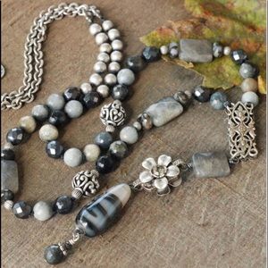 Dove Gray Agate Stone Necklace-Boutique